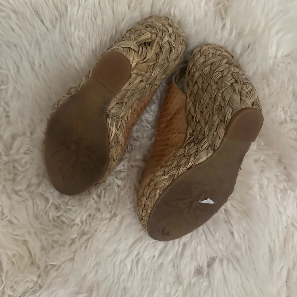 Sam Edelman platform wedge sandals peep toe